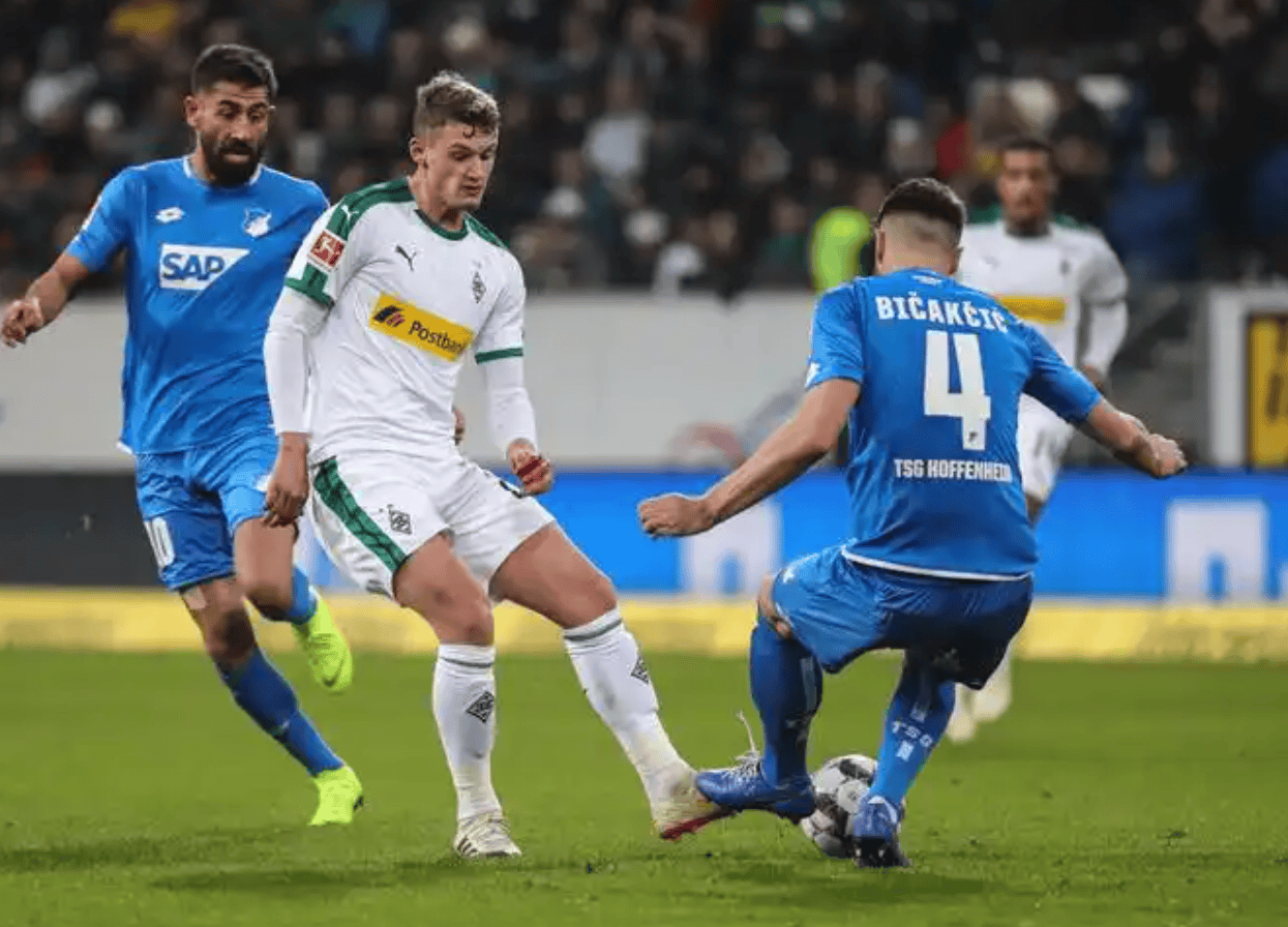 包含德甲集结日走向成谜，纽卡斯尔临场应变，目标明确，细节决定成败的词条